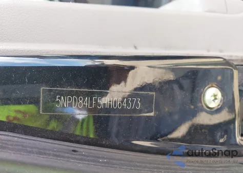 2017 Hyundai Elantra Limited z USA, uszkodzony, nr VIN 5NPD84LF5HH064373